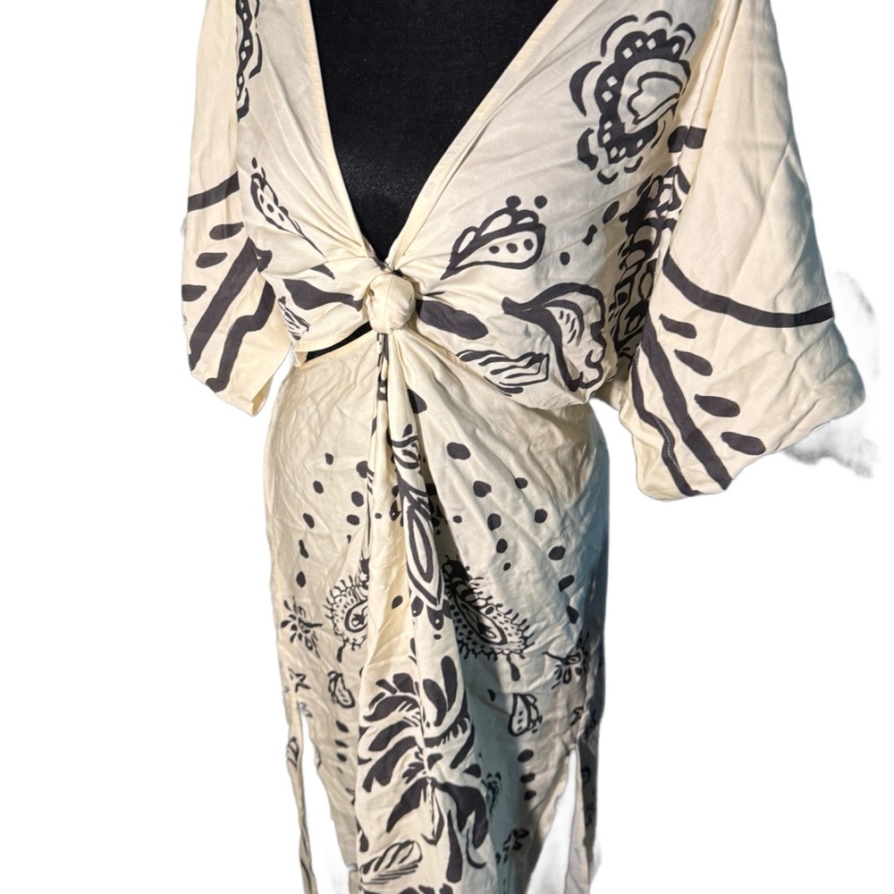 H&M Cream and Black Maxi Dress